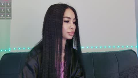 Snapshot of onlyxandra7 chatting on December 16, 8:31 am Xandra online show from December 16, 8:31 am