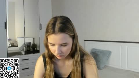 onyxvespera online show from June 14, 7:09 am