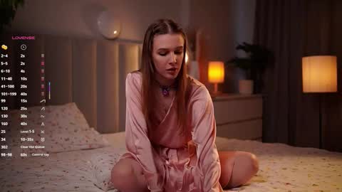 oopssocute online show from March 14, 10:05 am