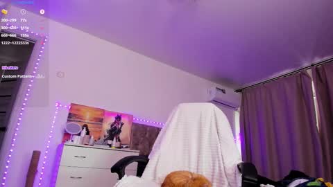 Snapshot of ophelia_mm chatting on September 13, 9:06 am Ophelia online show from September 13, 9:06 am