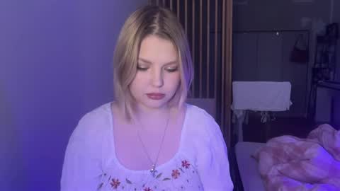 Ophelia online show from December 20, 10:19 am