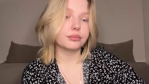 Ophelia online show from March 4, 7:09 pm