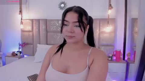 Miss Guzman  online show from July 14, 2:05 am