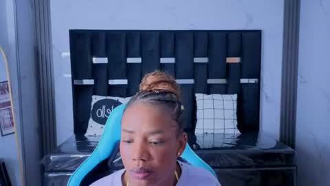 oriana_martinez_a online show from June 12, 3:14 am