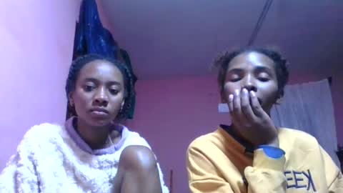orianie064 online show from July 17, 7:06 pm
