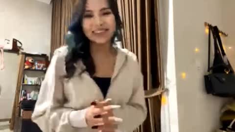 Angel online show from September 24, 1:43 pm