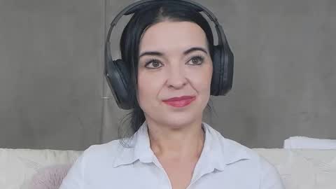 Ortensialady online show from February 11, 2:13 pm