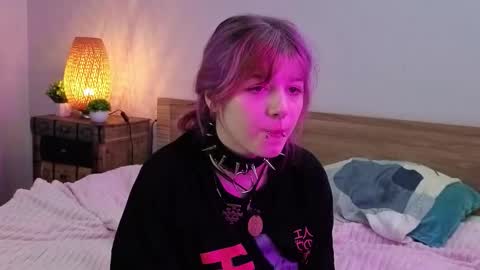 Snapshot of orvacurington chatting on September 18, 7:23 pm Ashley online show from September 18, 7:23 pm