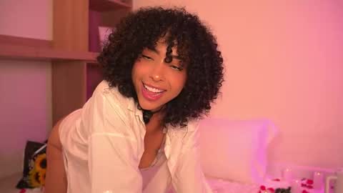 Oshun  online show from February 14, 1:46 pm