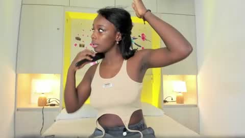 oshun_444 online show from July 24, 12:25 pm