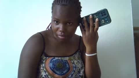 osoprettyebony online show from October 26, 12:33 pm