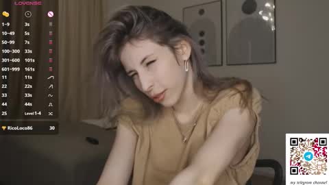 Anne online show from February 11, 10:44 pm