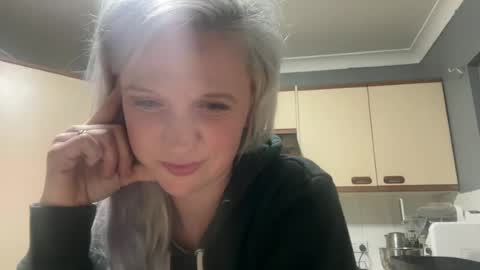 outback_goddess_ online show from June 27, 2:56 pm