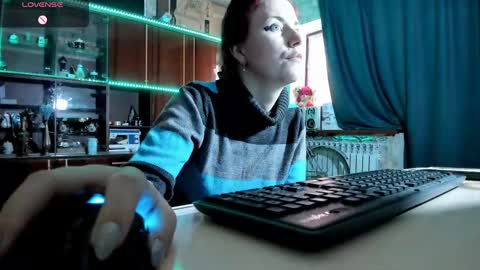 Ella online show from March 3, 6:20 am