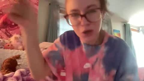 Snapshot of paisleysnowxo chatting on October 6, 6:56 pm paisleysnowxo online show from October 6, 6:56 pm