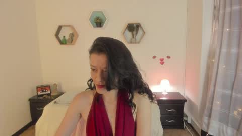Paloma  online show from April 25, 9:23 pm
