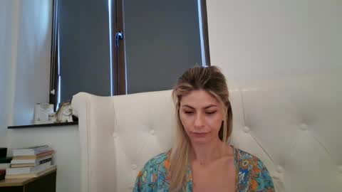 Pamela051087 online show from June 16, 4:19 pm