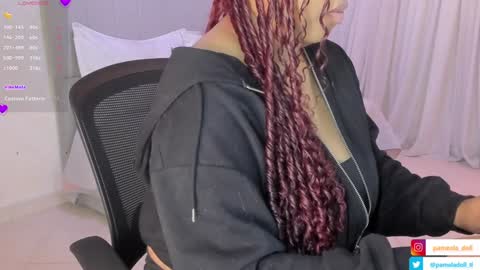 Snapshot of pamela_doll3 chatting on January 14, 4:47 am pamela online show from January 14, 4:47 am