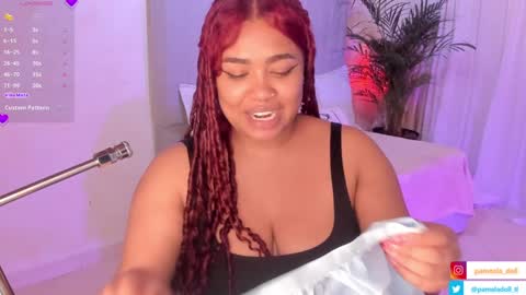 Snapshot of pamela_doll3 chatting on January 23, 6:49 am pamela online show from January 23, 6:49 am