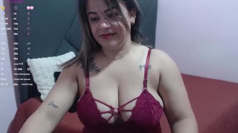 pamela_echeverria online show from November 22, 10:51 am
