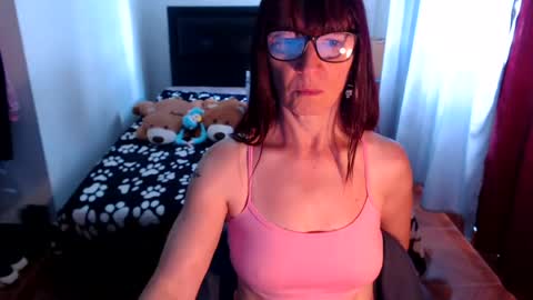Pamela Jagger online show from July 6, 3:03 pm