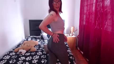 Snapshot of pamelaa_jagger chatting on March 11, 1:45 pm Pamela Jagger online show from March 11, 1:45 pm