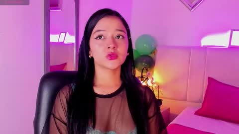 PamelaEvans   online show from March 18, 12:10 pm