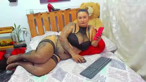 Snapshot of pamelaruiizz3 chatting on March 6, 3:35 pm Pamela online show from March 6, 3:35 pm