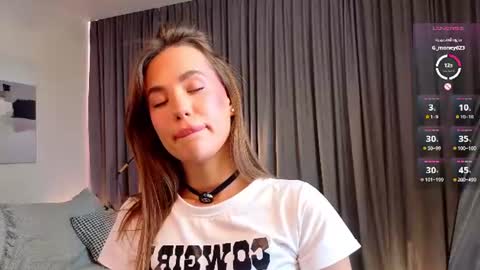 Molly online show from June 19, 1:54 am