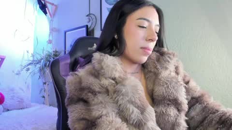 Ana Laura online show from May 5, 7:00 am