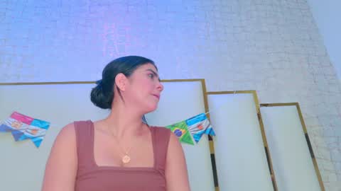 Paola  online show from June 27, 9:54 am