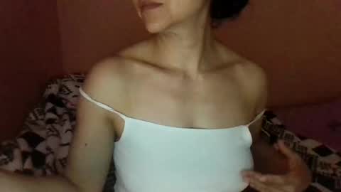 Snapshot of paolamz10 chatting on September 18, 1:26 am paolamz10 online show from September 18, 1:26 am
