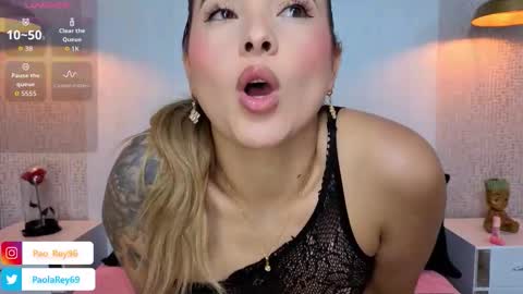 paolarey_ online show from March 7, 12:06 am