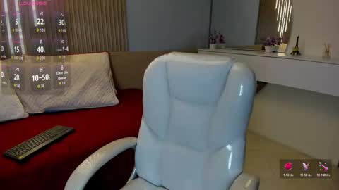 Amy and my doll online show from November 4, 3:33 am