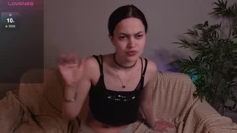 parrot_kisha online show from May 2, 2:37 am