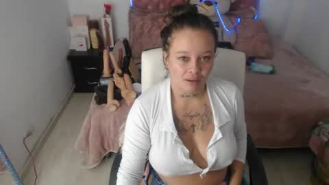 patty squirt87 online show from June 26, 11:44 am