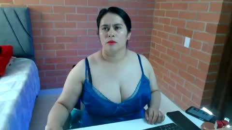 paula__117 online show from July 4, 7:54 pm
