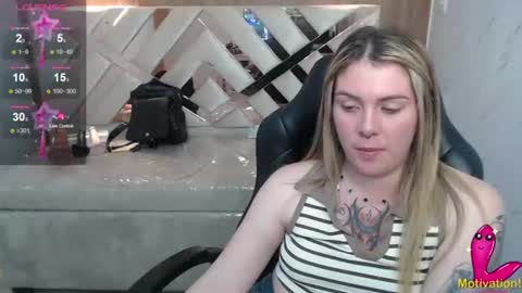 Paula online show from July 4, 1:29 pm