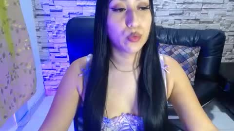 paula ross online show from June 16, 12:00 am