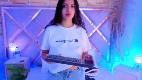 paulette_dupont_ online show from June 8, 1:50 am