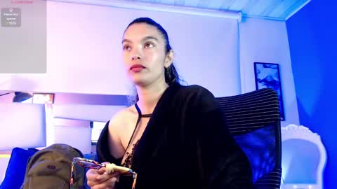 Snapshot of paulinabarnett_ chatting on March 6, 12:09 pm Paulina online show from March 6, 12:09 pm