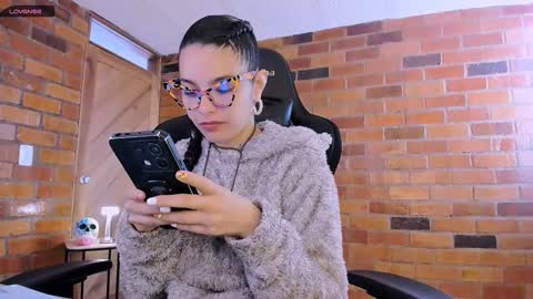 Snapshot of paulinabarnett_ chatting on January 11, 2:15 pm Paulina online show from January 11, 2:15 pm