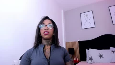 Pauline online show from June 15, 2:56 am