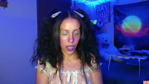 PeachyKeenTV online show from February 5, 1:58 am