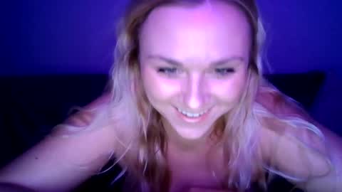 peachyprincesstn online show from June 17, 11:17 pm