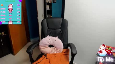 Tangerine Penaut online show from December 23, 2:59 am