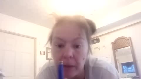 Pearl May online show from January 25, 4:42 pm