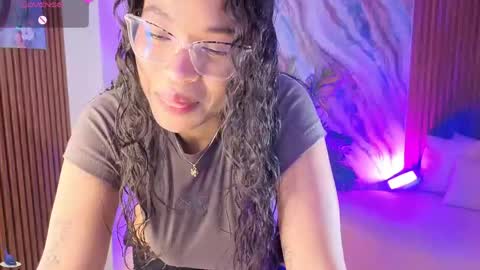 penelope online show from May 3, 3:32 am