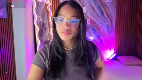 penelope online show from July 18, 3:10 am
