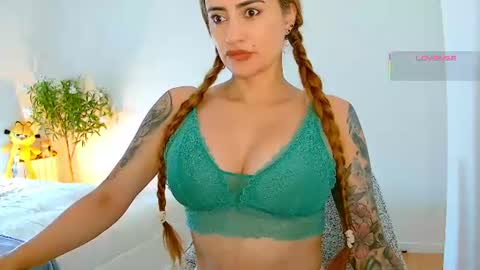Hi Im Penelope  better vibrations  1111 online show from June 30, 10:37 am